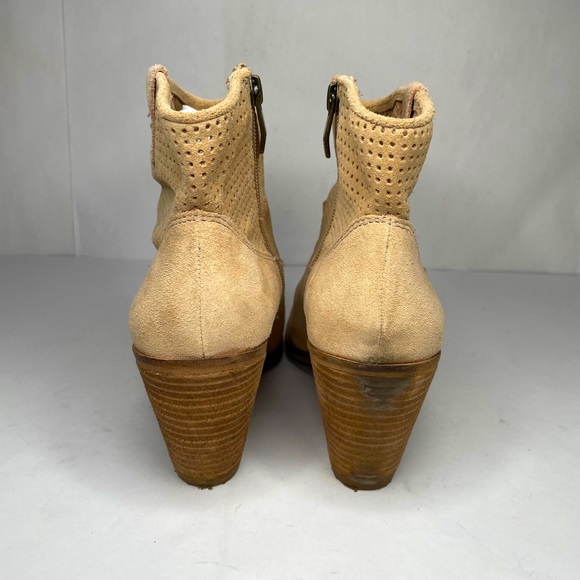 Vince Camuto Beige Suede Mesh Western Block Heeled Ankle Boots Booties - Picture 10 of 13